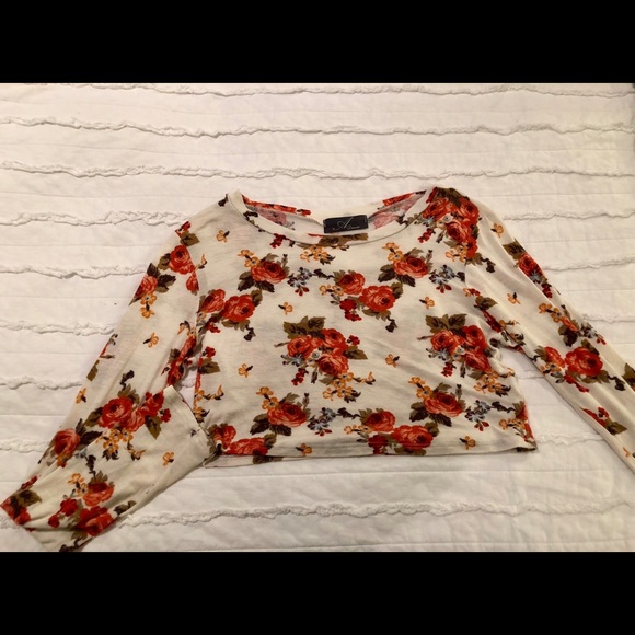 Girls Flowered Croptop - Picture 1 of 1